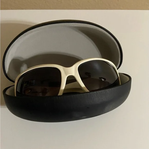 CHANEL Ivory Sunglasses with Black Accents - Picture 3 of 6